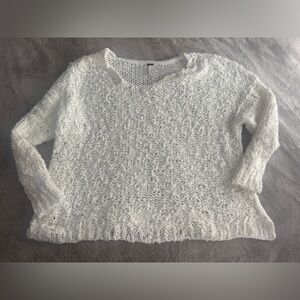 Free People White Chunky Knit Sweater Size Medium - excellent used condition!